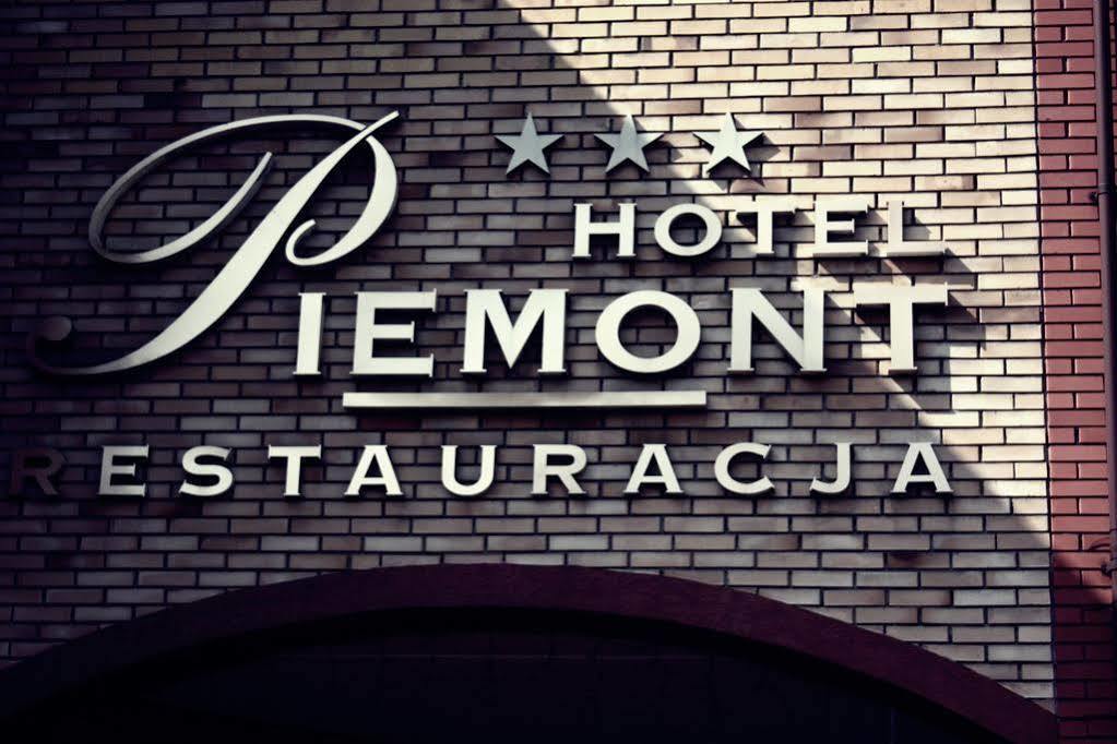 Hotel Piemont Pabianice Exterior photo